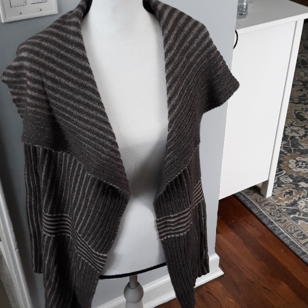 Minnie Rose sweater new with tags